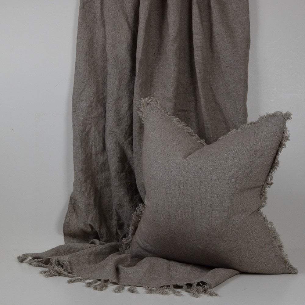 Camargue Throw Taupe-abc