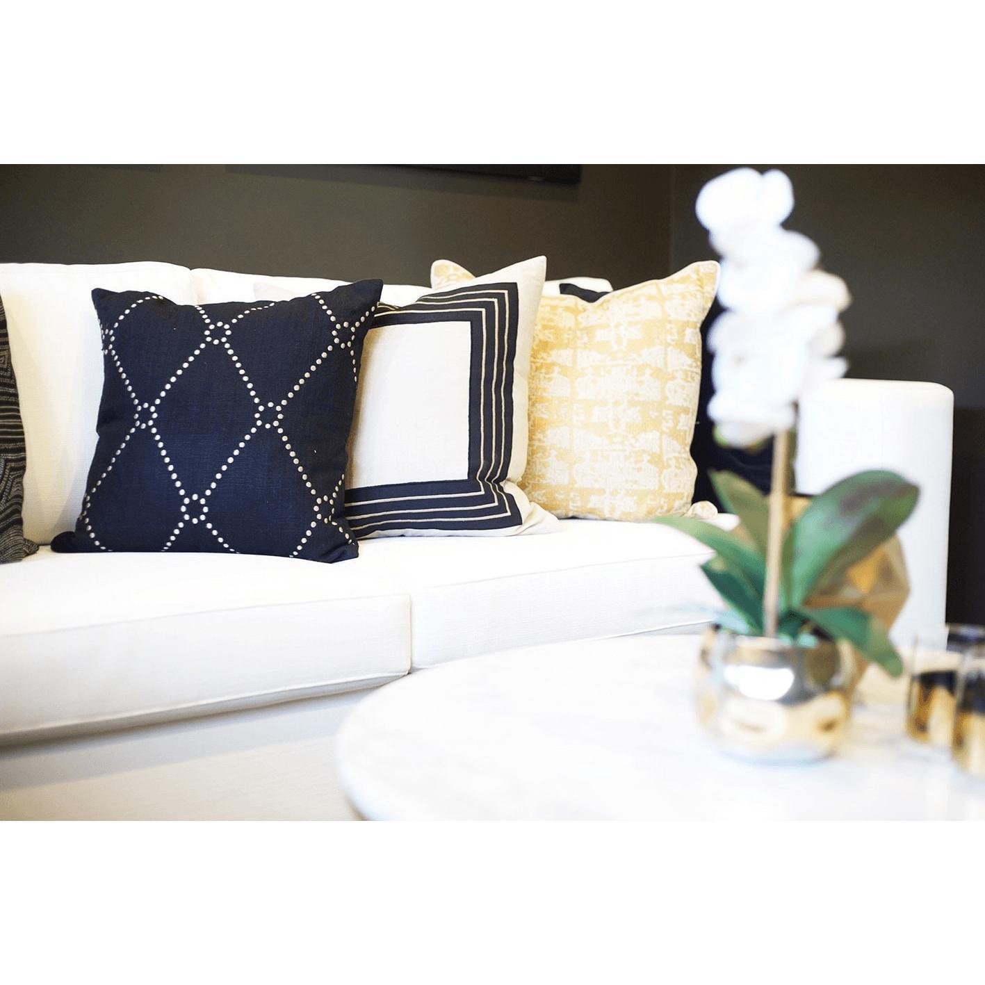 Dot Diamond Black Medium 50 x 50 cm-abc