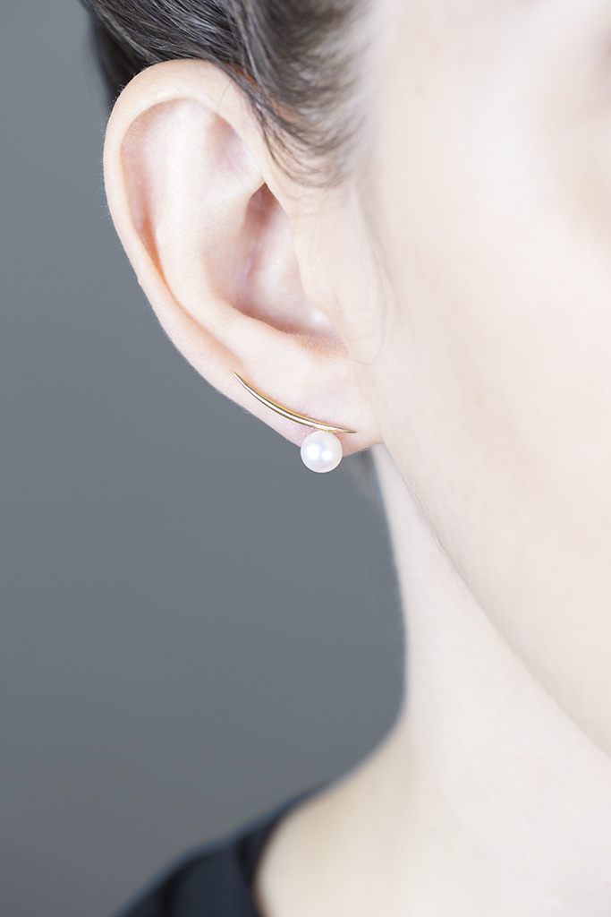 PEARL ARC EARRINGS-abc