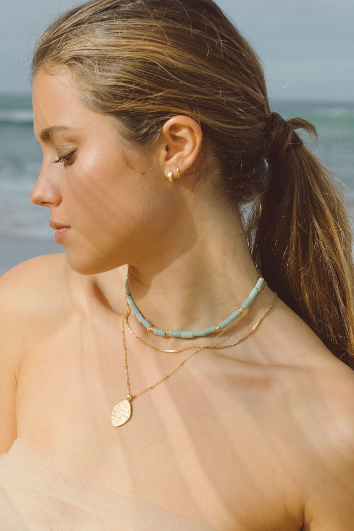 Aqua bay necklace gold plated-abc
