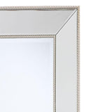 Madelyn Mirror-abc