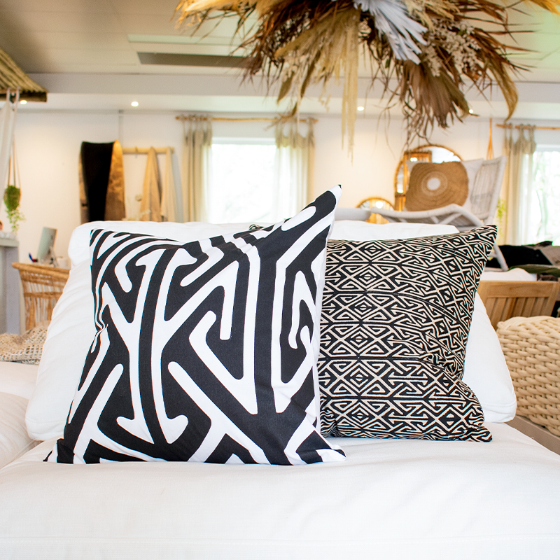 Arrow Head Screen Black Lounge Cushion 55 x 55cm-abc