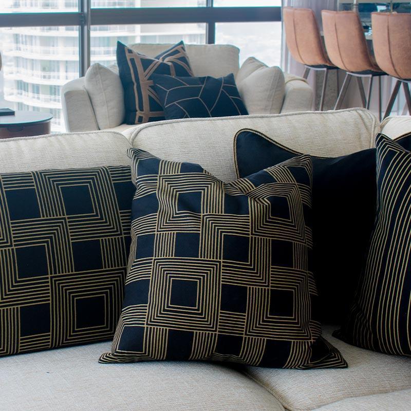 Parasquare Black Lounge Cushion-abc