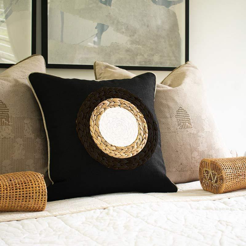 Place Mat Inner Circle on Black Linen Lounge Cushion 55 x 55 cm-abc