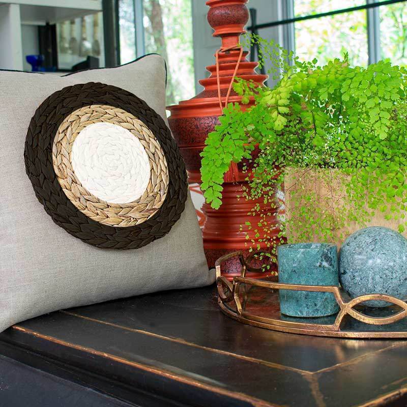 Place Mat Inner Circle on Natural Linen Lounge Cushion 55 x 55 cm-abc