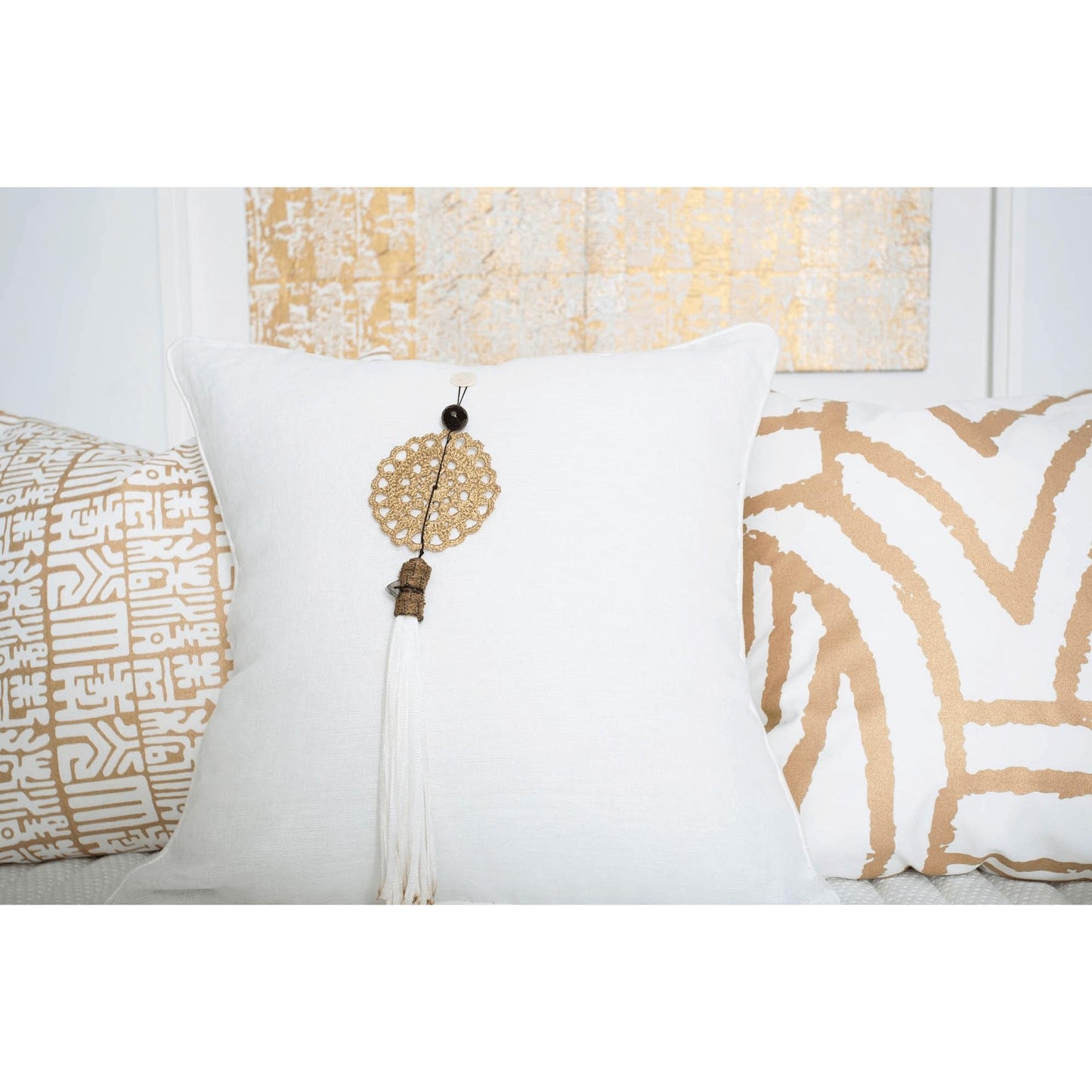 Tassel White Lounge 55 x 55 cm-abc
