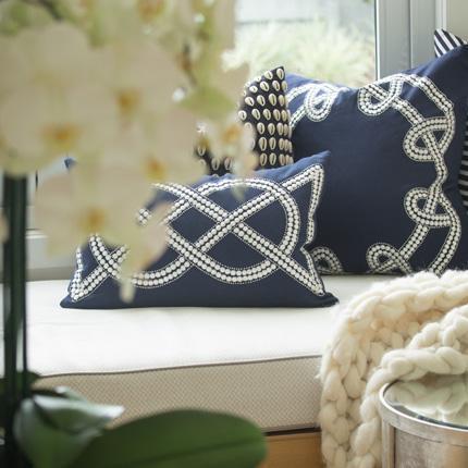 Dot Chain Knot Navy Lumber Cushion 35x53cm-abc