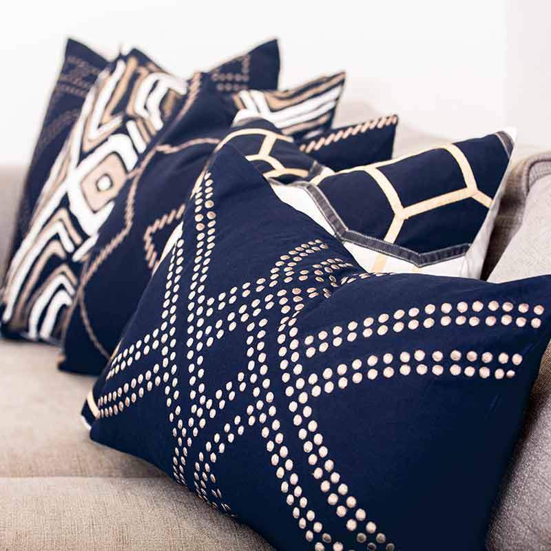 Dot Polar Navy Lumber Cushion 35 x 53 cm-abc