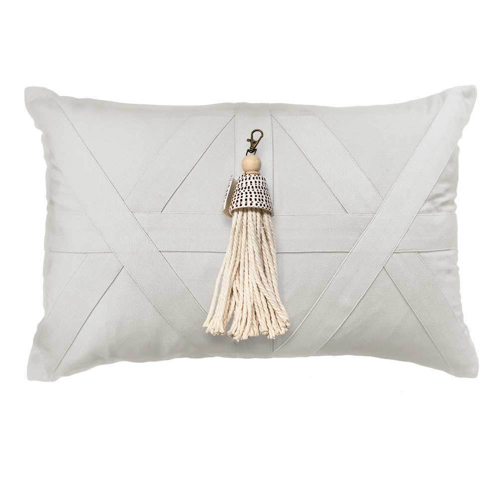 Shell Junonia White Tassel on White Lumber Cushion 35 x 53 cm-abc