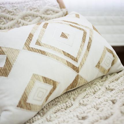 Shoowa Diamond White Lumber Cushion 35 x 53 cm-abc