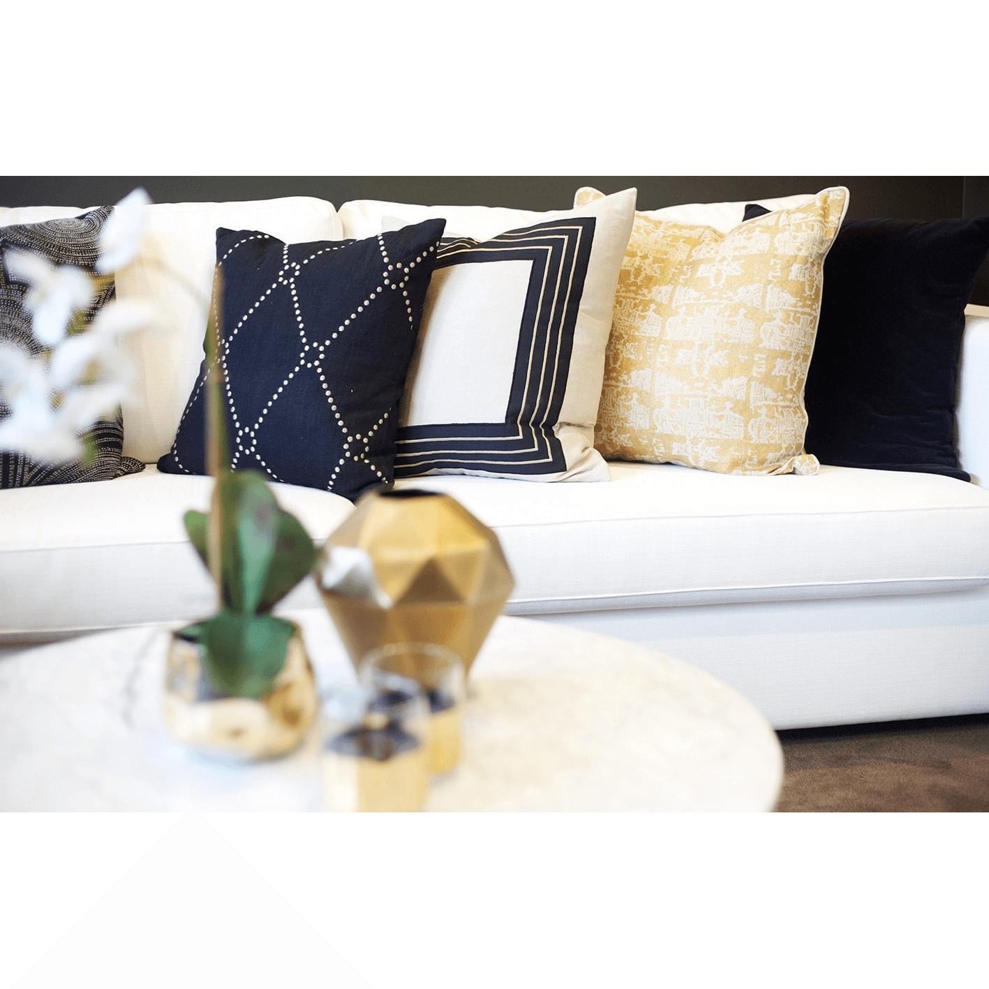 Dot Diamond Black Medium 50 x 50 cm-abc