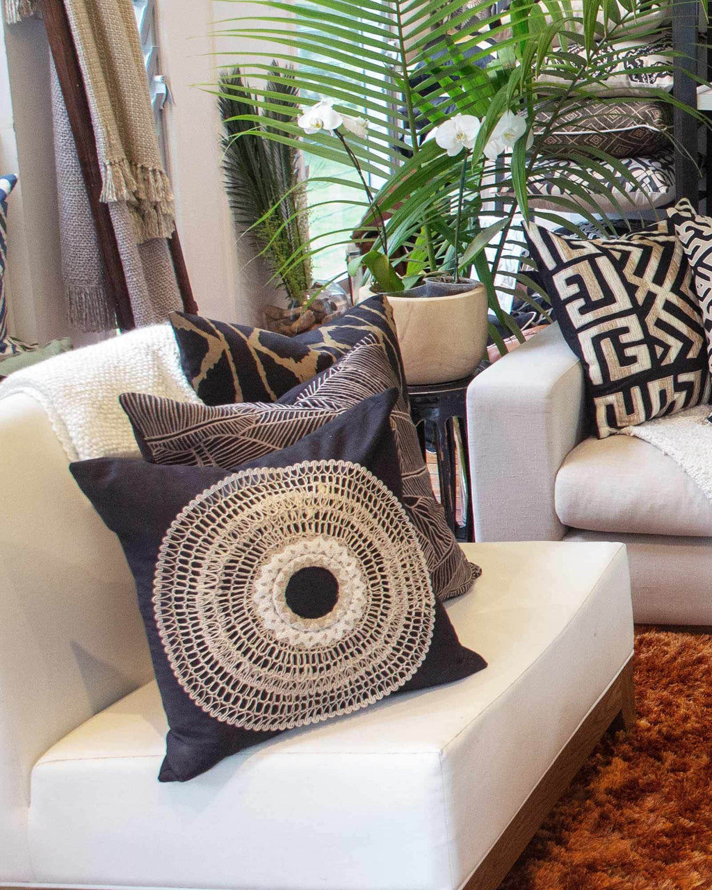 African Armour Black Medium Cushion 50 x 50 cm-abc
