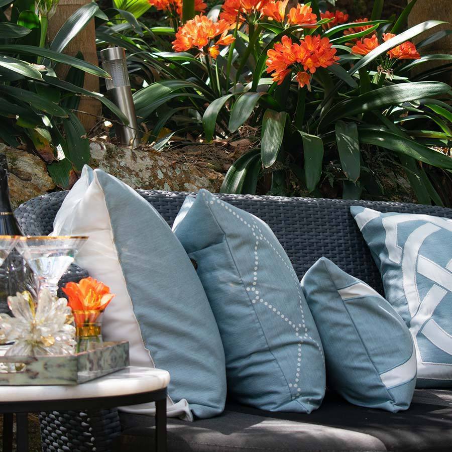 Outdoor Dots Cloud Medium Cushion-abc