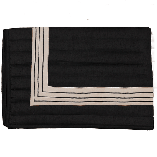 Braid Inner Panel Black King Quilt 274 x 274 cm-abc