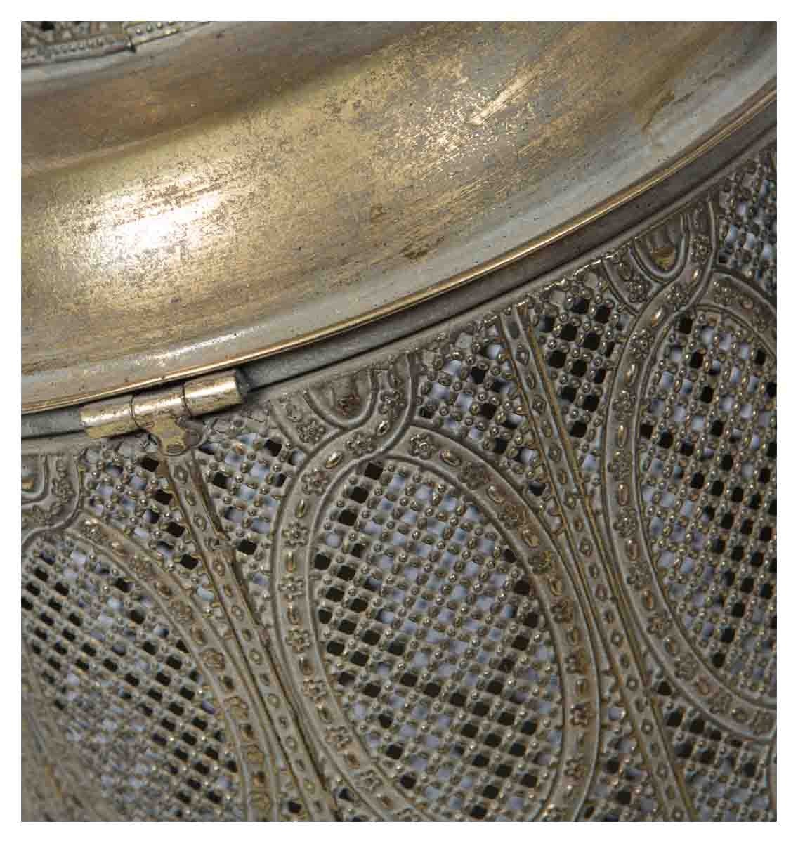 Aladdin Metal Filigree Candle Lantern Small-abc