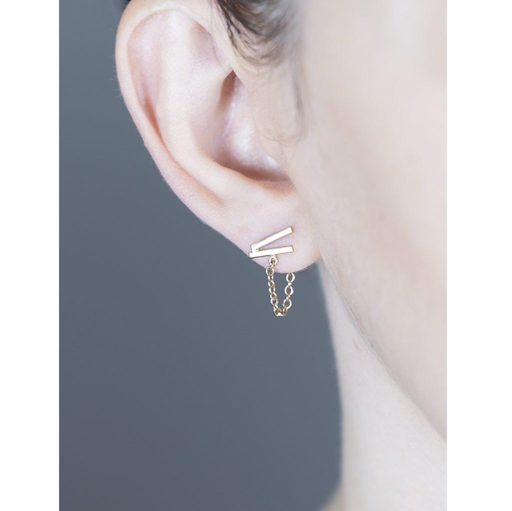 OFF-KILTER CHAIN STUD-abc